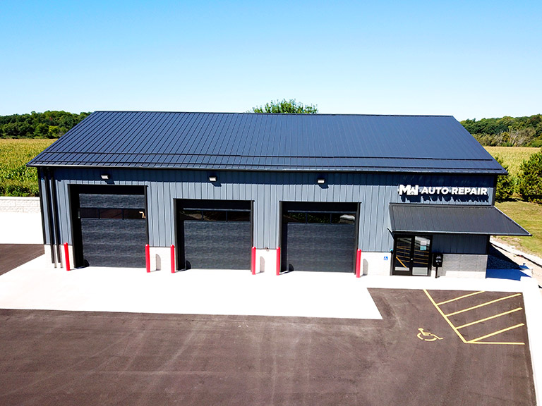 Post-Frame Automotive Building