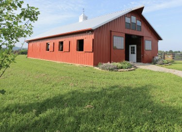 36' x 64' Post-Frame Horse Barn in Shelbyville, Kentucky