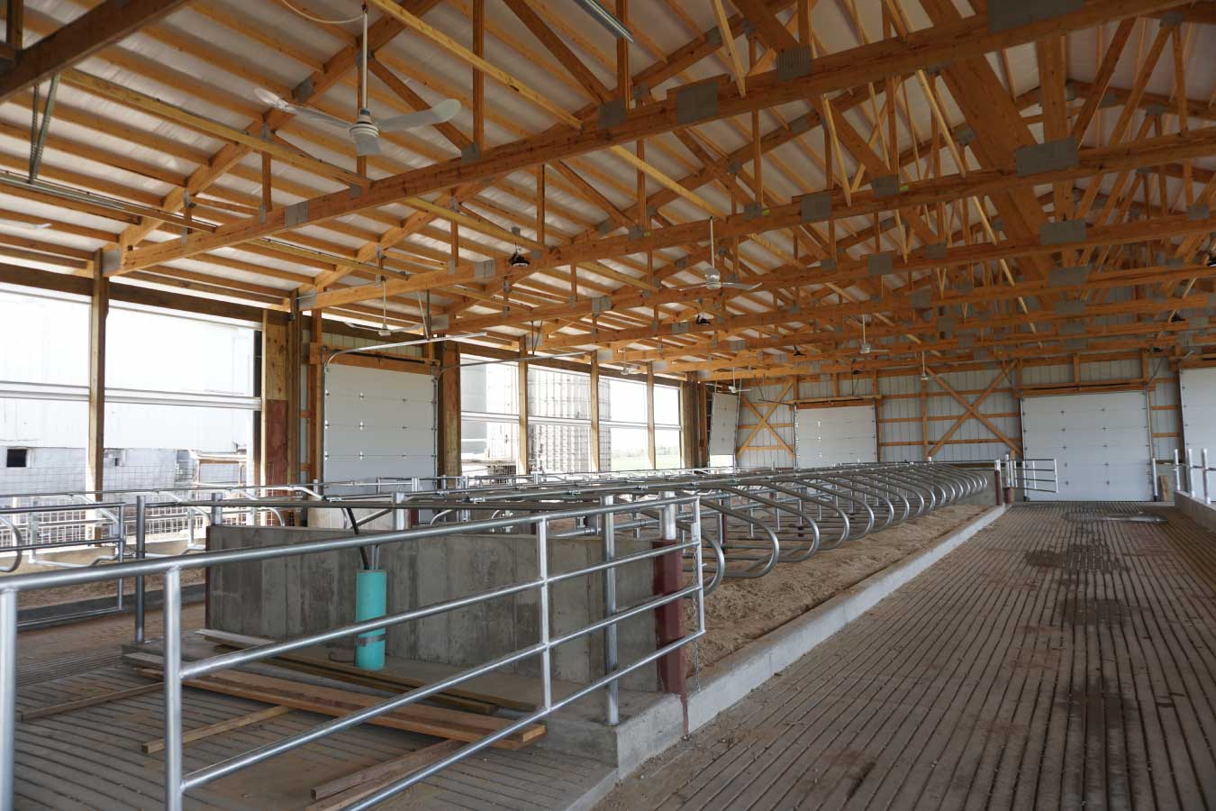 Interior animal confinement