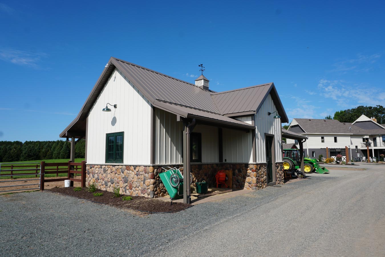 2 Stall Horse Stall Barn