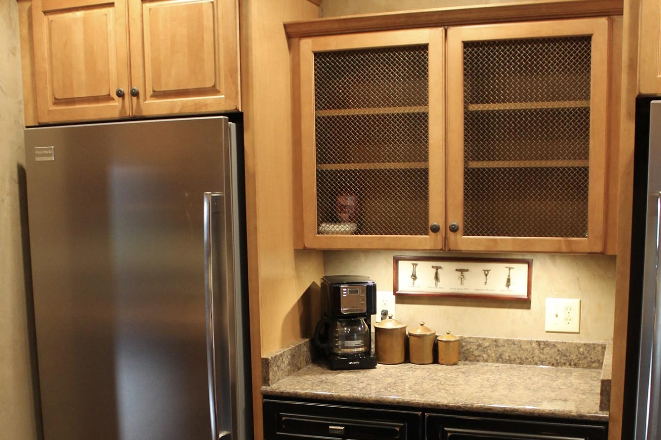 Pole Barn Home Kitchen Counter